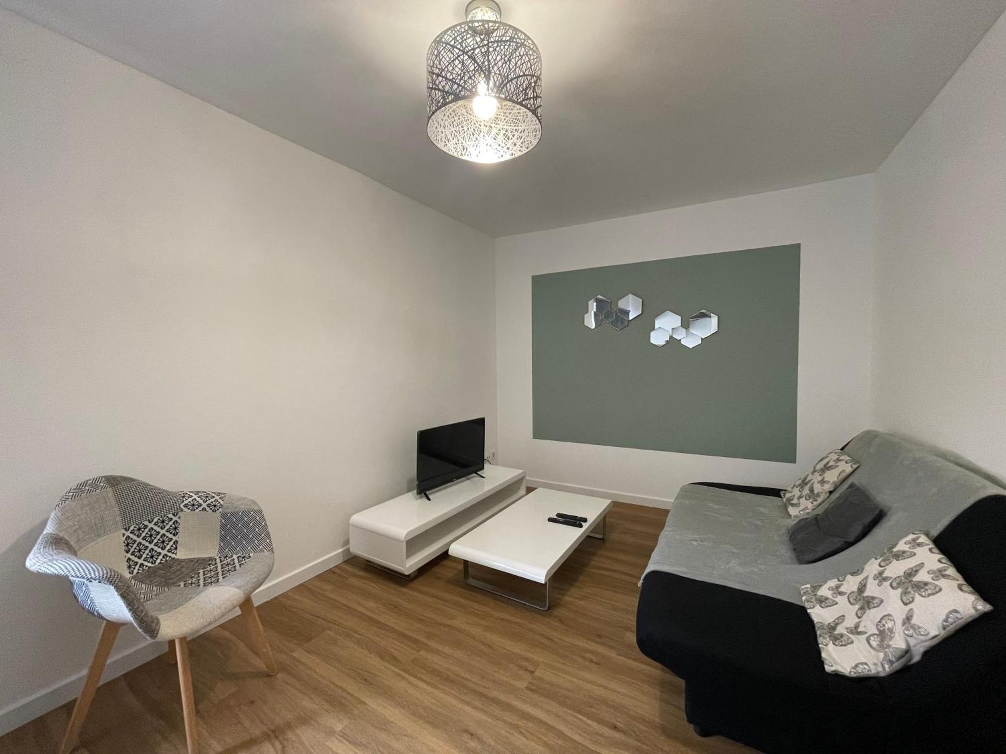 Hexagone Wifi Un Sejour A Part Apartment Longeville-les-Metz Exterior photo